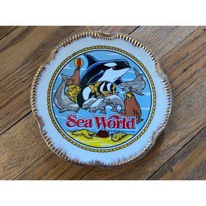 1982 Sea World Collectible Decorative Plate with Orca, Fish, Dolphins, Walrus, S